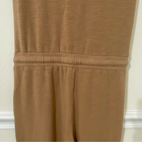 NWT MONROW Supersoft Jumpsuit Mocha Patch Pockets Size Medium - Picture 15 of 16